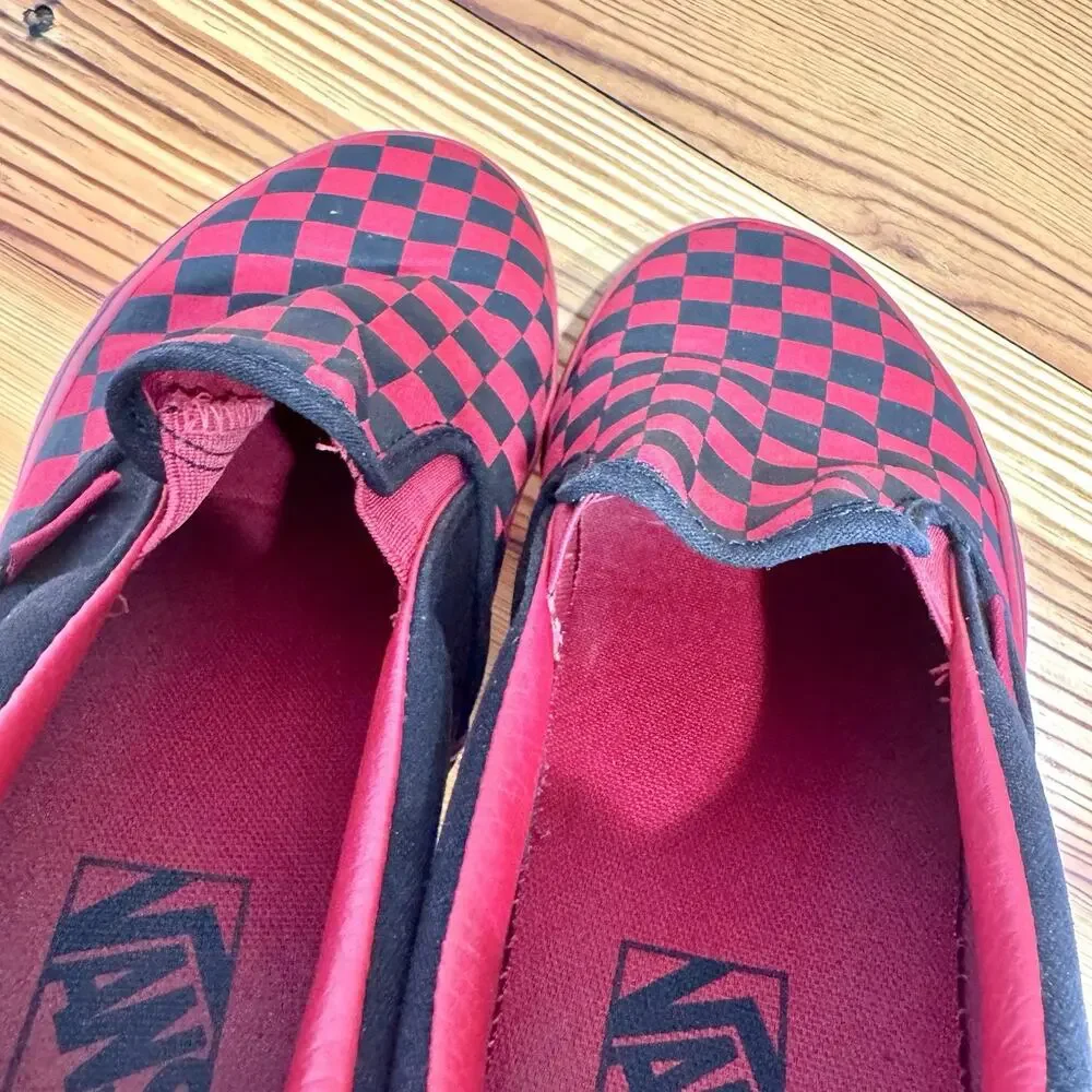 Vans Classic Slip On Checkerboard Red Black Mens 8.5 Womens 10 Skate Flat Shoes